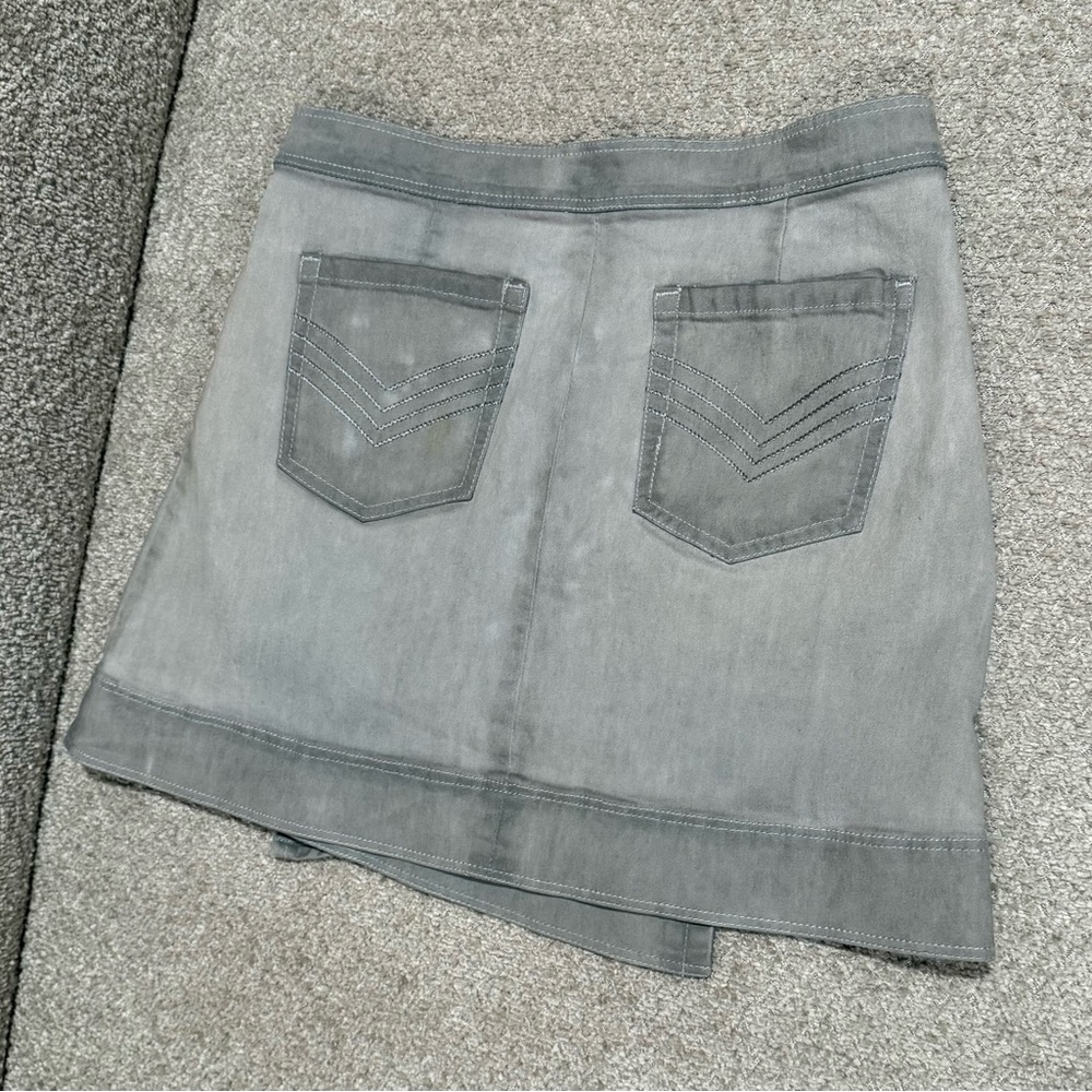 Cache Gray Asymmetrical Ruffled Wrap Mini Jeans Skirt - Picture 9 of 16